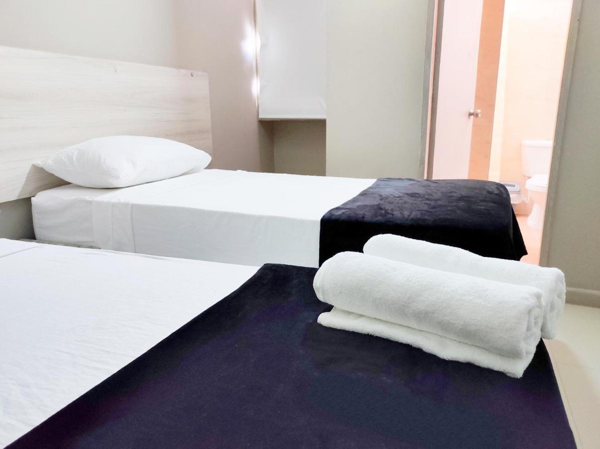 Hotel Canadiense Barranquilla Barranquilla  Buitenkant foto